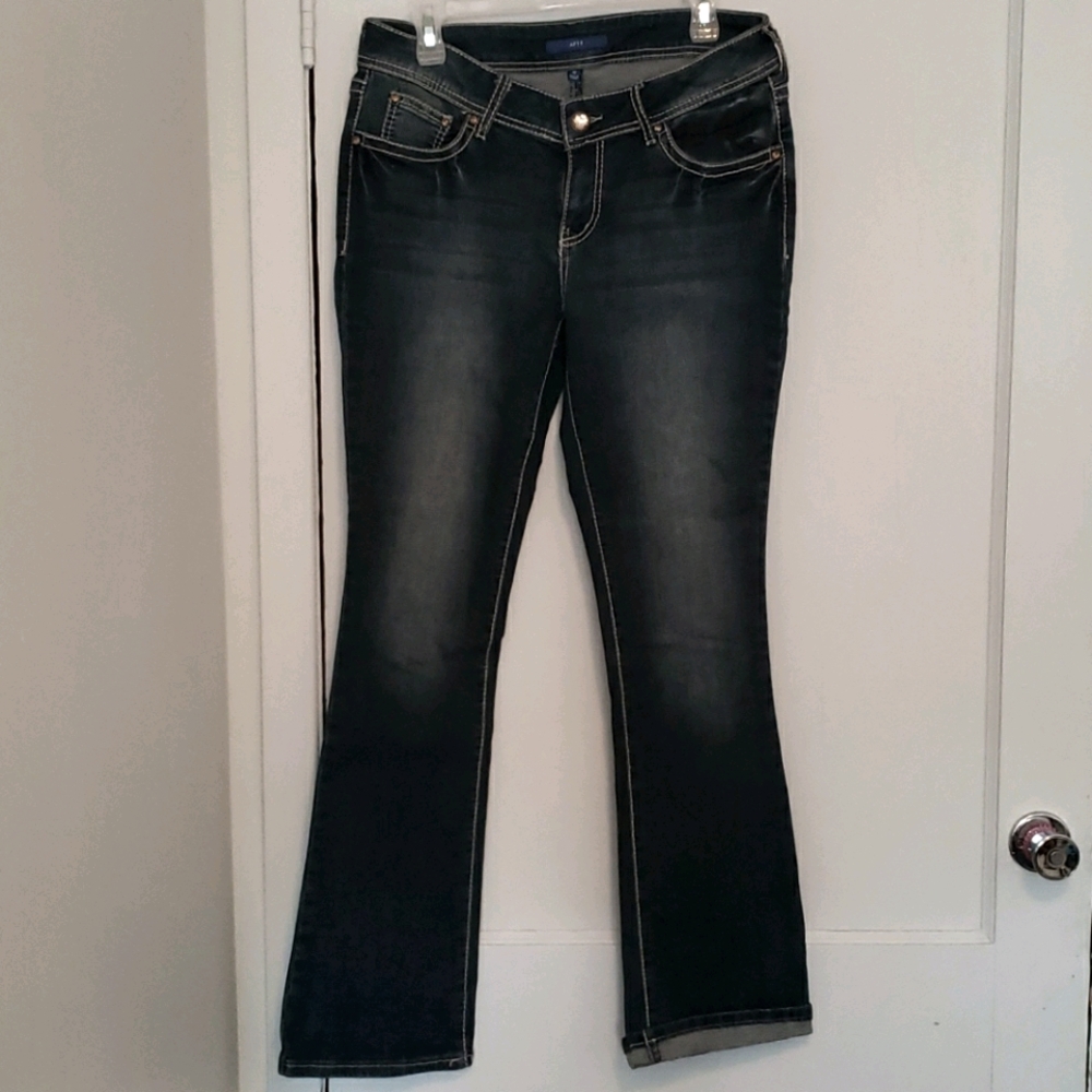 Apt 9 bootcut jeans size 10